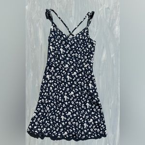 Super cute navy and white floral dress